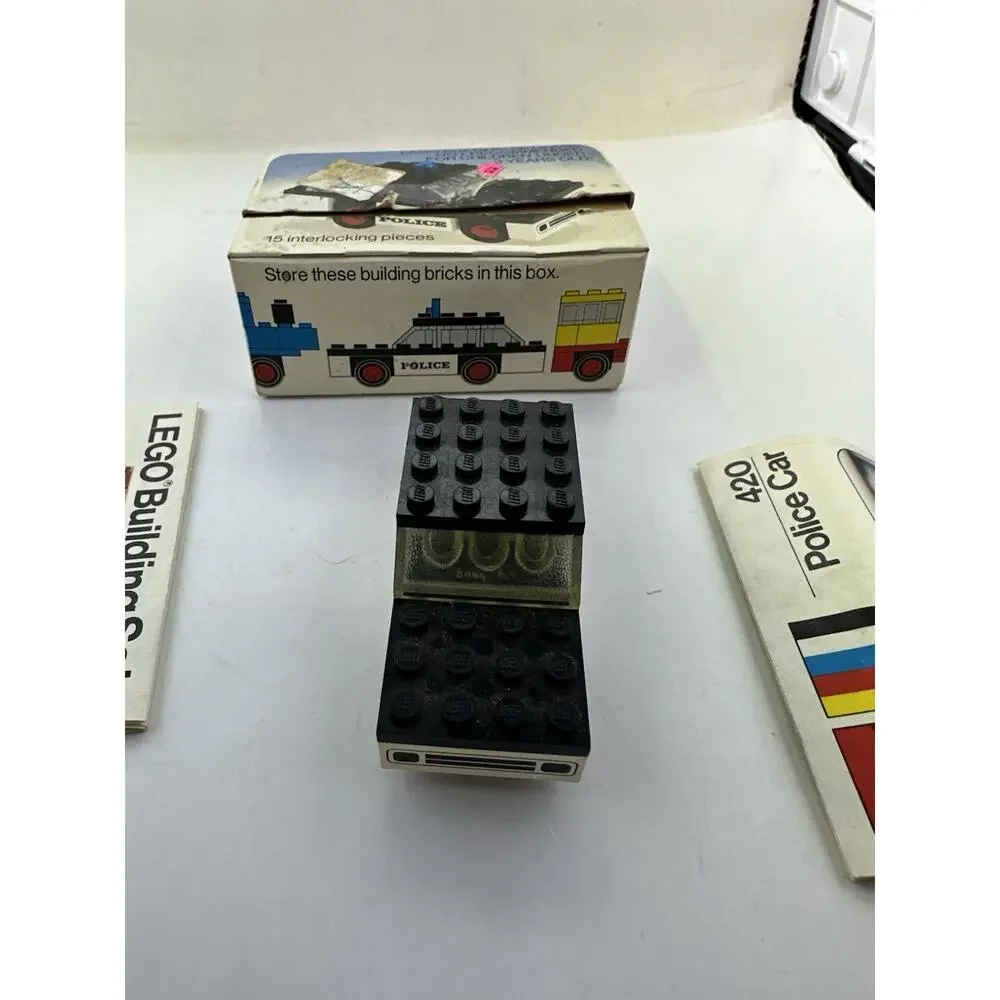 LEGO 420 1974 Police Car 99% Complete Set 15 Pieces Vintage LEGOLAND Vehicle Box